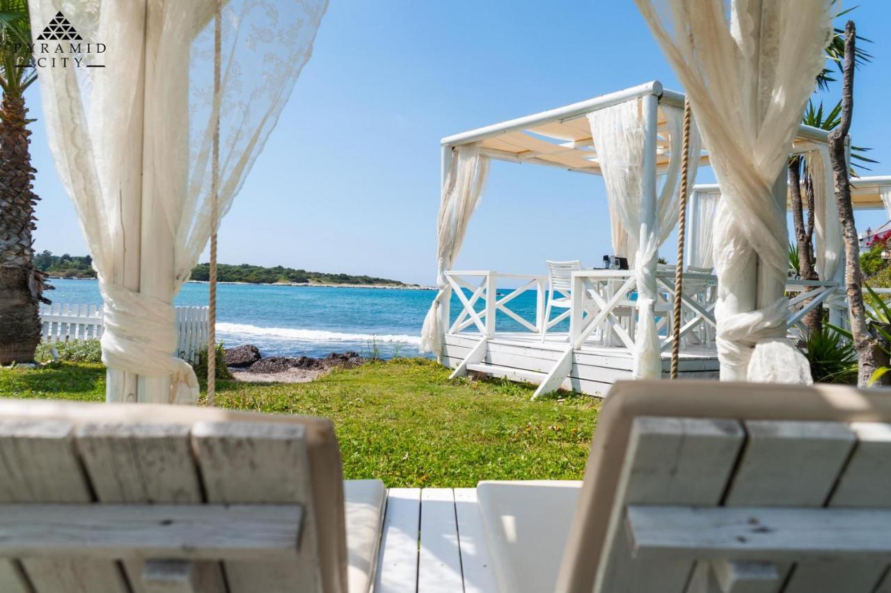 Ferienhaus Neptune Sea House - Beachfront / Jacuzzi *