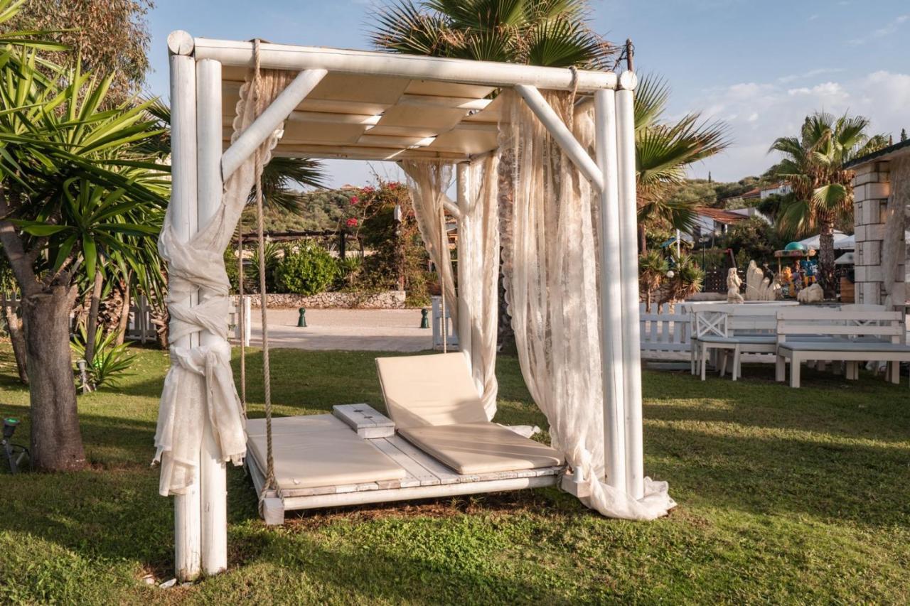 Neptune Sea House - Beachfront / Jacuzzi Ferienhaus Agios Spyridon (Corfu)